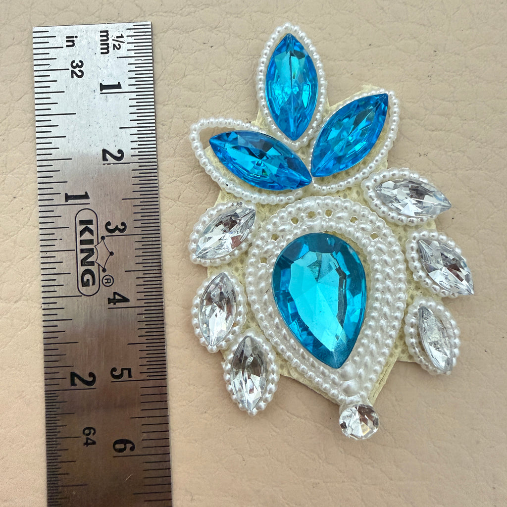 Pack of 5 sky blue crystal rhinestone patches laid flat